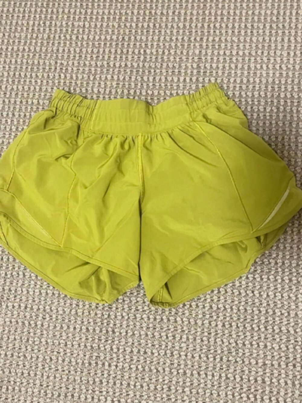 Lululemon shorts 4" Tall size 4